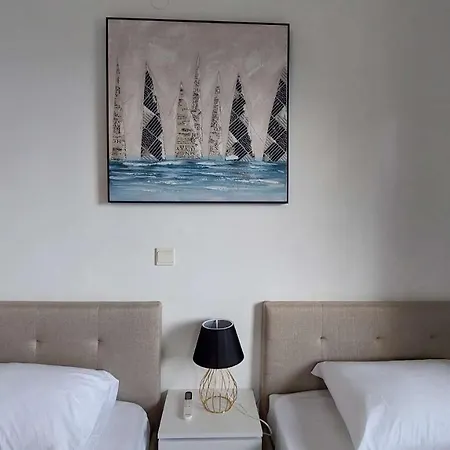 Tranquil Haven: Rastoni Villa *