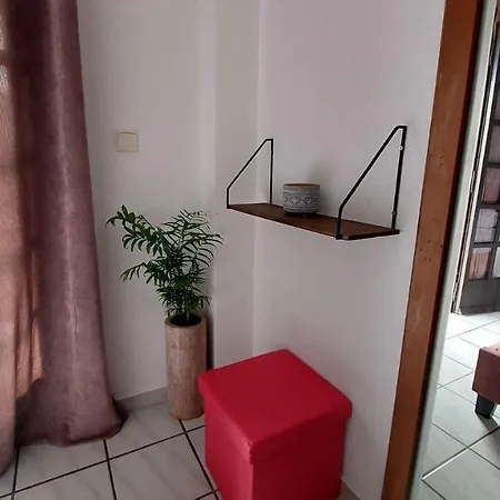 Tranquil Haven: Rastoni Βίλα