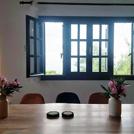 Tranquil Haven: Rastoni Villa