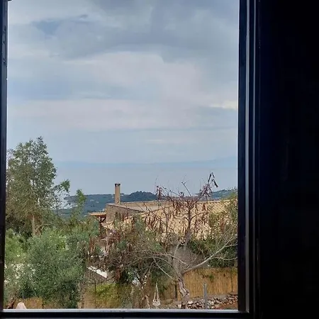 Tranquil Haven: Rastoni Neokhorion (Messenia)