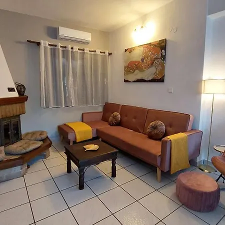 Tranquil Haven: Rastoni Neokhorion (Messenia)