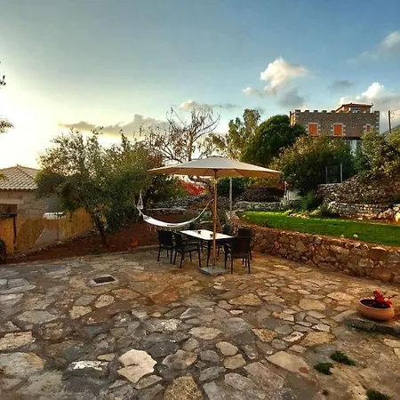 Tranquil Haven: Rastoni Neokhorion (Messenia)