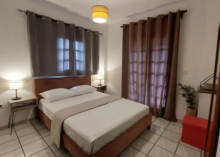 Tranquil Haven: Rastoni * Neokhorion (Messenia)