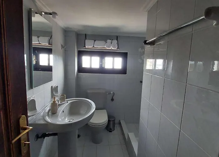 Tranquil Haven: Rastoni Villa *