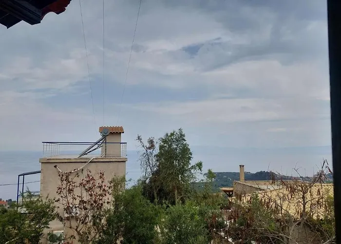 Tranquil Haven: Rastoni Neokhorion (Messenia)