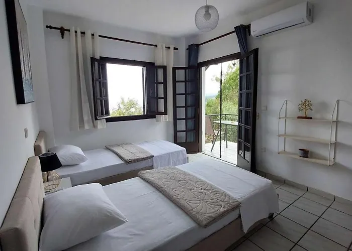 Tranquil Haven: Rastoni Villa