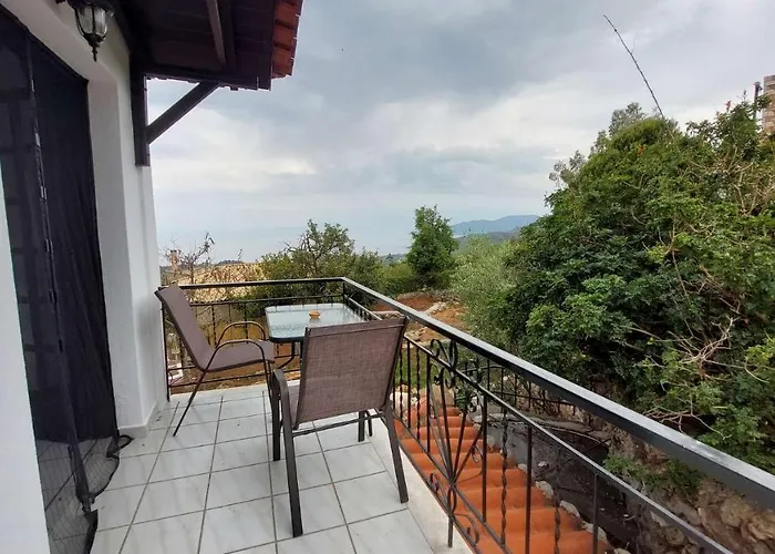 Tranquil Haven: Rastoni Villa