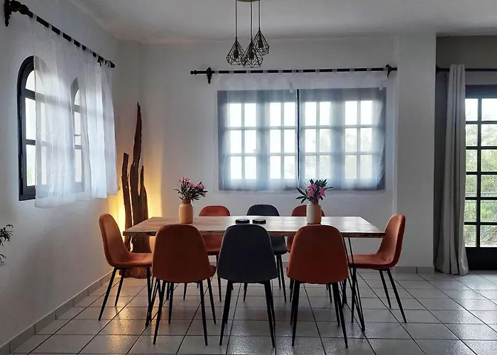 Tranquil Haven: Rastoni Villa *