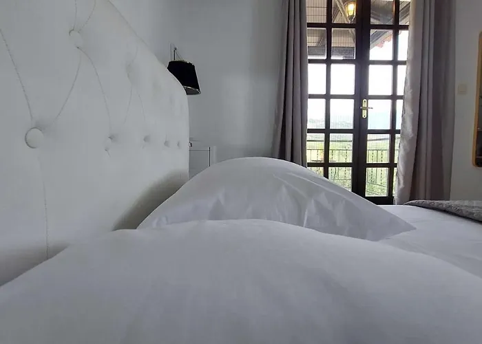 Tranquil Haven: Rastoni * Neokhorion (Messenia)